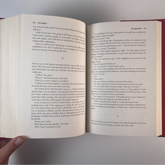 2/$30 - The Hypnotist by Lars Kepler - Picture 11 of 14